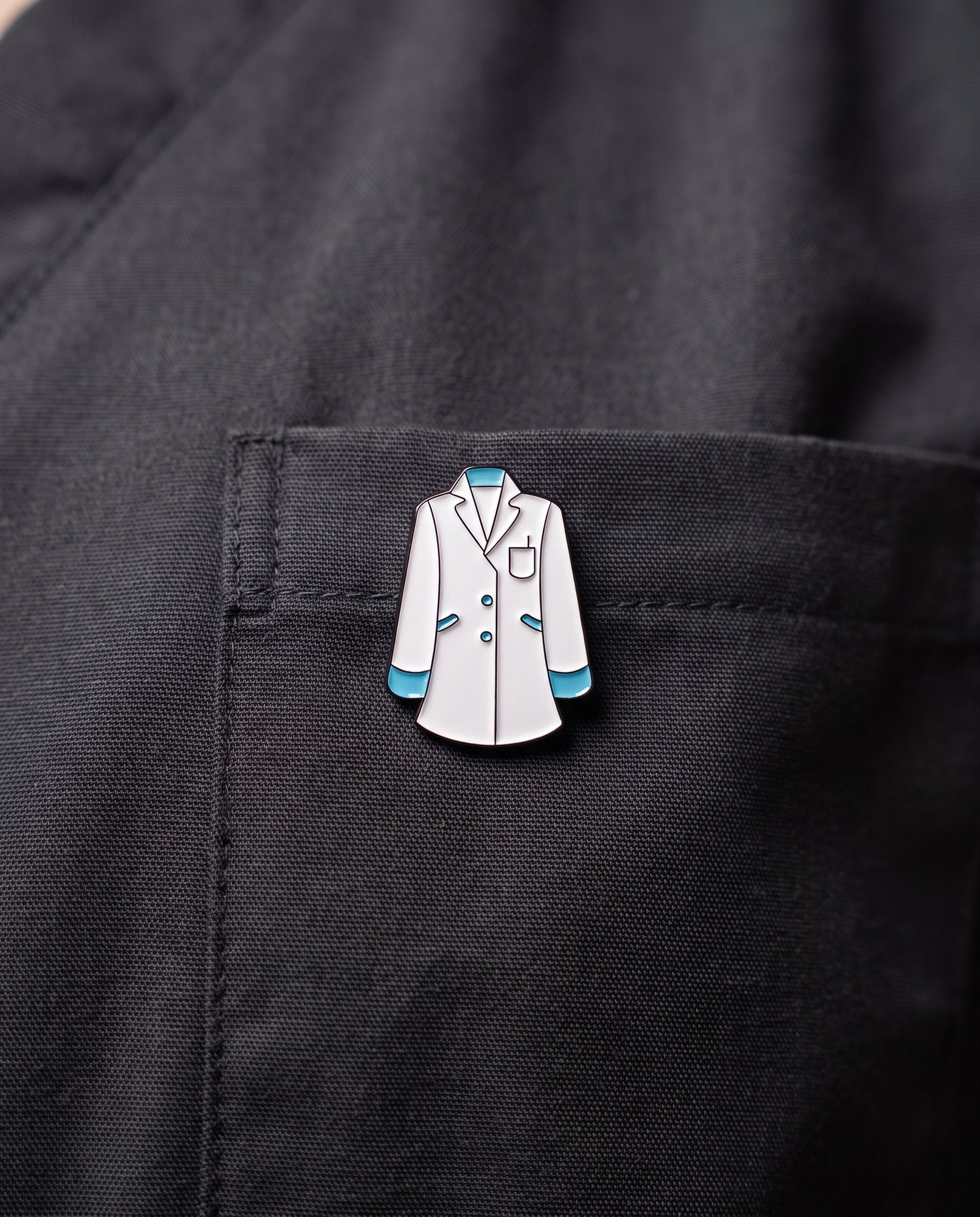 WHITE X BLUE COAT